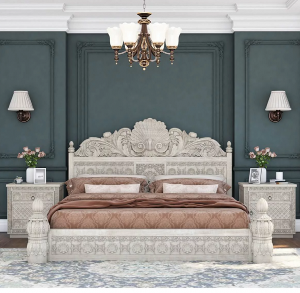 Tempat Tidur Platform dengan Ukiran Klasik